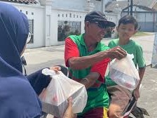 Maospati sebagai kawasan padat aktivitas menjadi lokasi penyaluran makanan siap santap bagi tukang becak, pedagang kecil, pekerja pasar, dan warga pra-sejahtera. Dengan dukungan komunitas, Re-Plated membantu menjaga kebutuhan makanan harian mereka tetap terpenuhi.